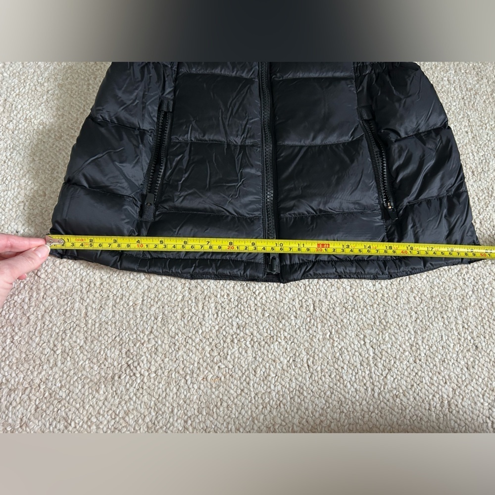 Athleta Banner Peak Down Vest in Black, Size XS. EUC Puffer, dual zipper. - Picture 14 of 15